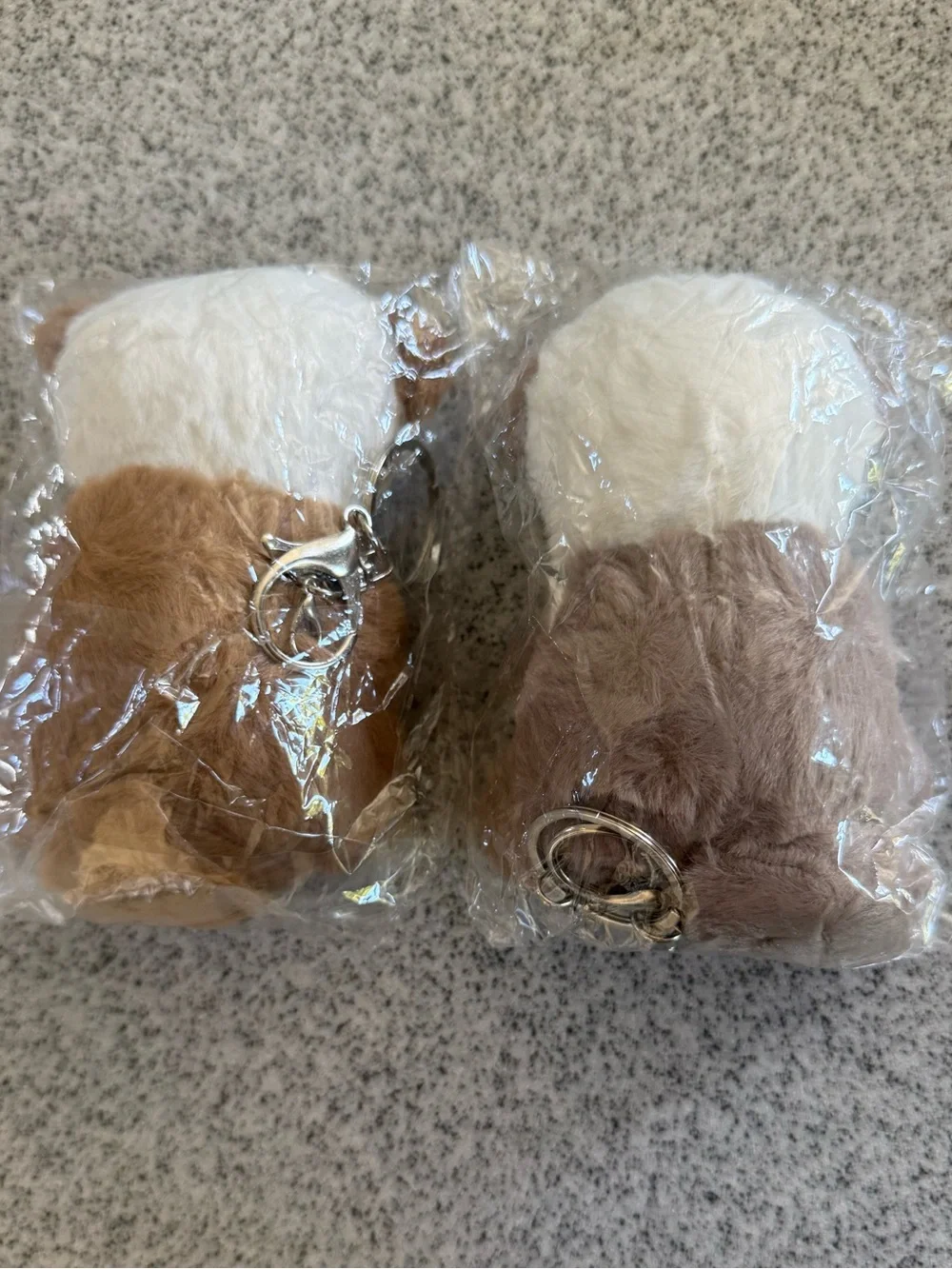 Cute Otter Plush Bag Charm Keychain Set (Set of 2) Holding Fish 🦦 NWT